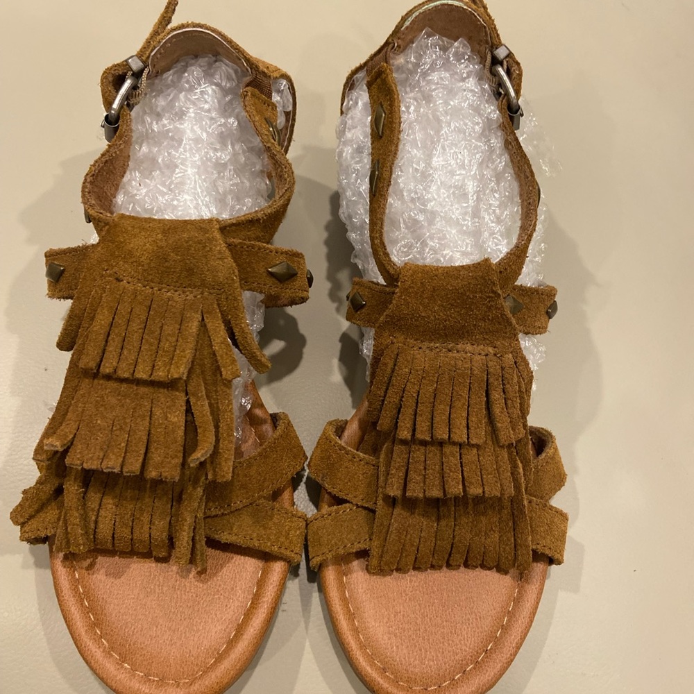 🤎 Minnetonka Suede Sandals🤎 NWOT🤎 - Picture 3 of 8
